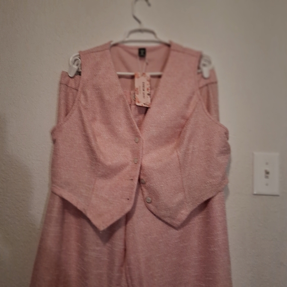 Gorgeous Shein Curve 2X Pink Faux Tweed 2-Piece Wide Leg Suit - Picture 3 of 8